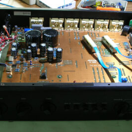 Adcom GFP-555 Pre-Amp